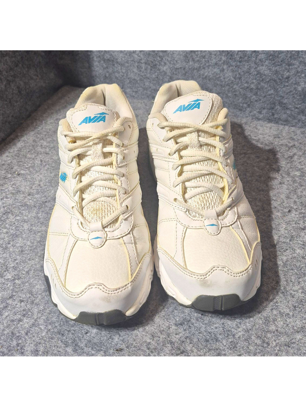 Avia Cantilever Soles Women's Low Top Lace Up Sneakers White/Blue Rubber W6